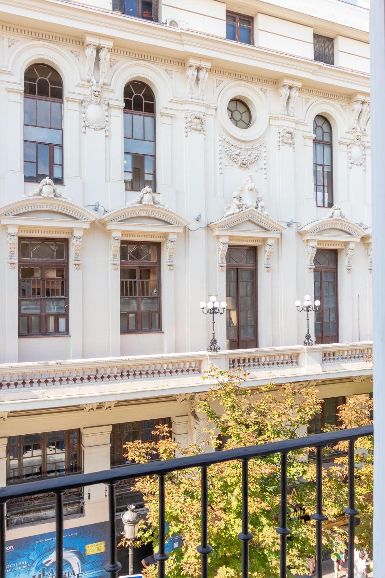 Apartamentos Madrid Exterior foto