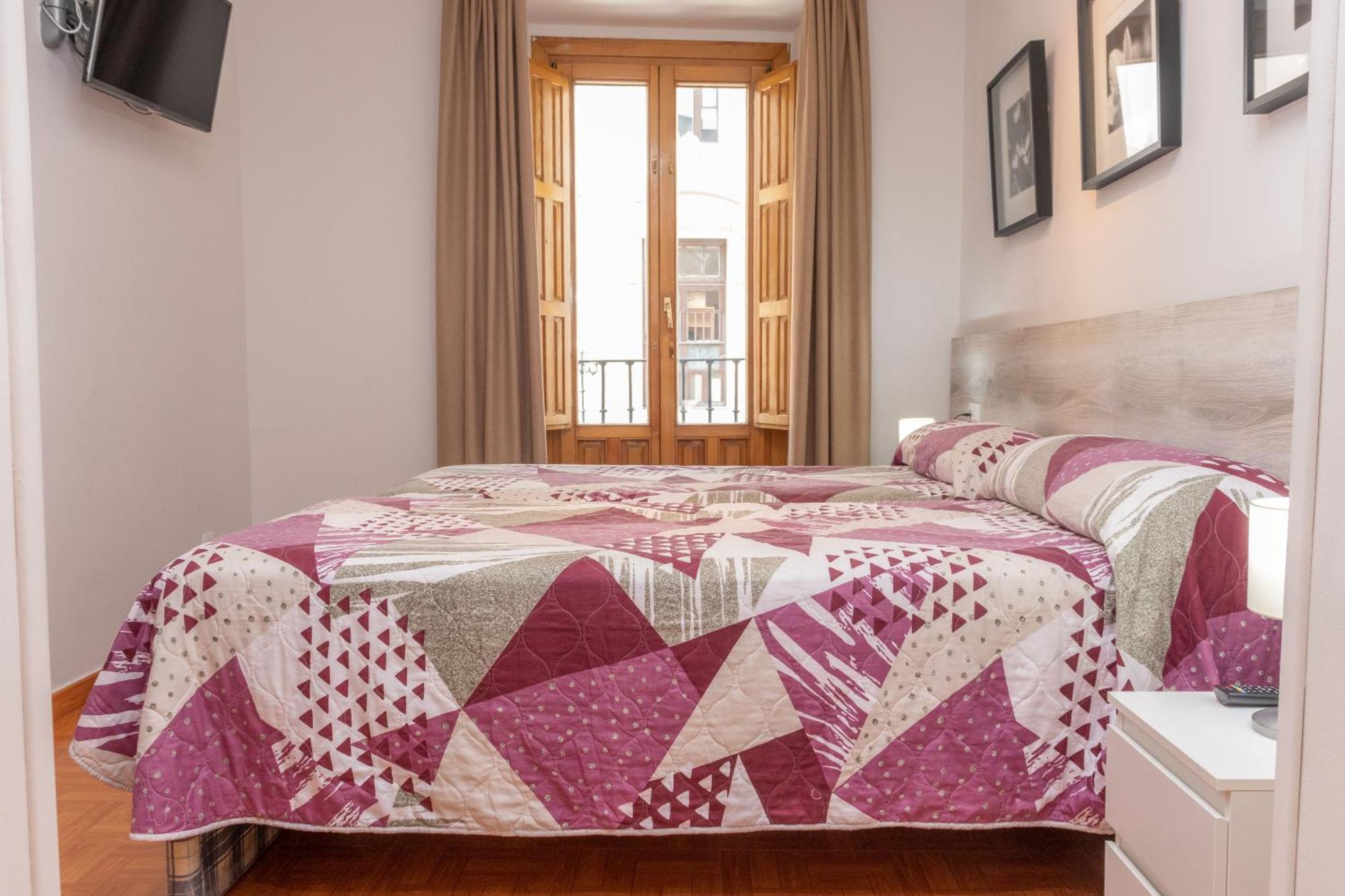 Apartamentos Madrid Exterior foto